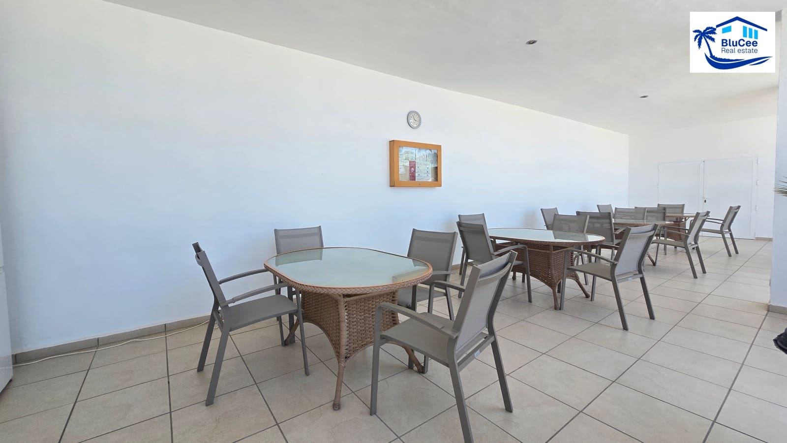 3 bedroom Semi-detached Villa for sale in Arenas with pool garage - € 420,000 (Ref: 10116020)