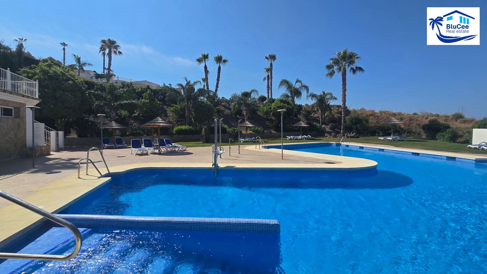 3 bedroom Semi-detached Villa for sale in Arenas with pool garage - € 420,000 (Ref: 10116020)