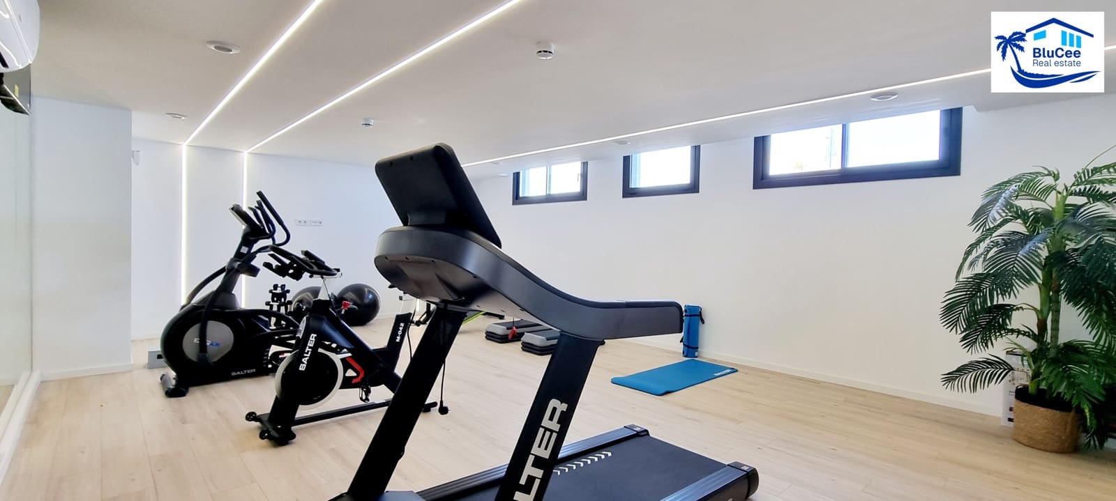 Apartamento de 3 habitaciones en Rincón de la Victoria en venta con piscina garaje - 475.000 € (Ref: 10117444)