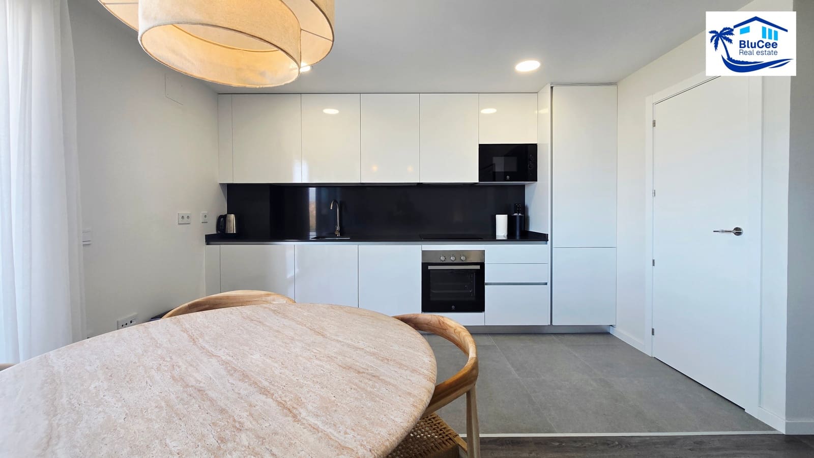 Apartamento de 3 habitaciones en Rincón de la Victoria en venta con piscina garaje - 475.000 € (Ref: 10117444)