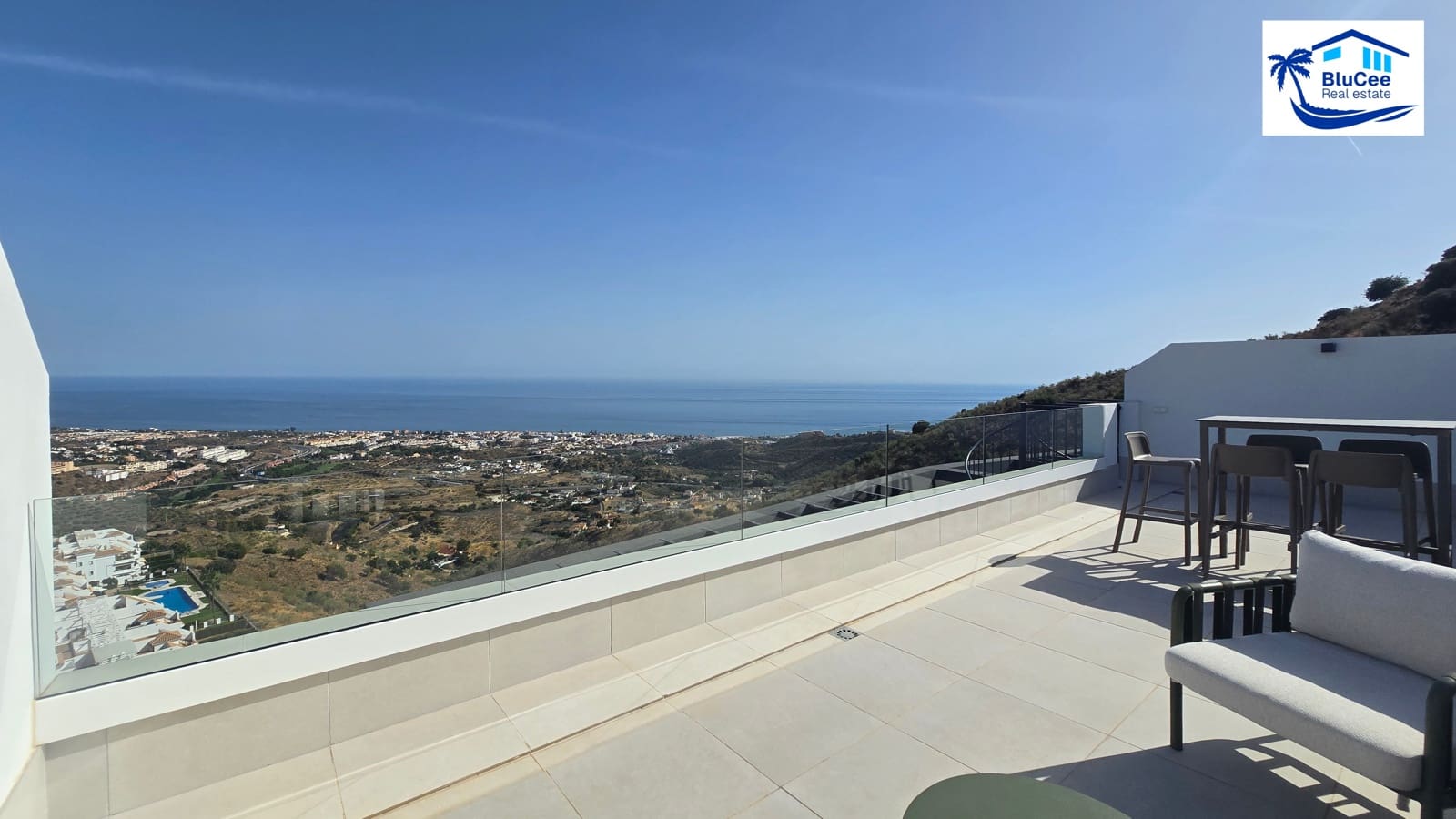 Apartamento de 3 habitaciones en Rincón de la Victoria en venta con piscina garaje - 475.000 € (Ref: 10117444)