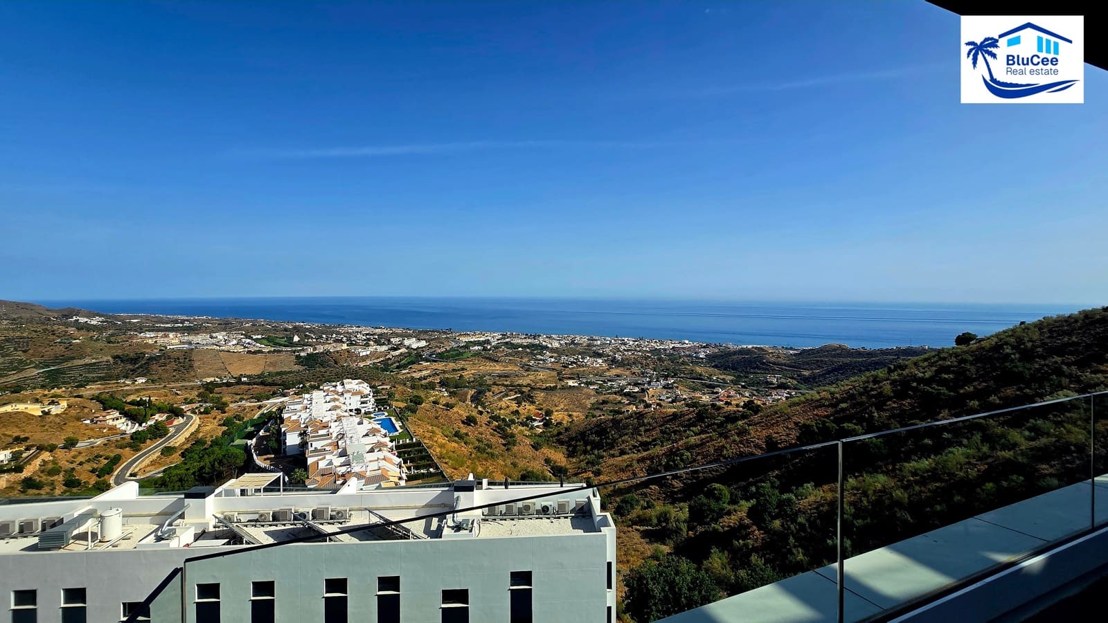Apartamento de 3 habitaciones en Rincón de la Victoria en venta con piscina garaje - 475.000 € (Ref: 10117444)