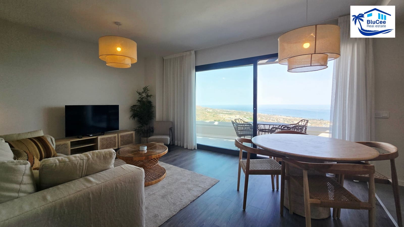 Apartamento de 3 habitaciones en Rincón de la Victoria en venta con piscina garaje - 475.000 € (Ref: 10117444)