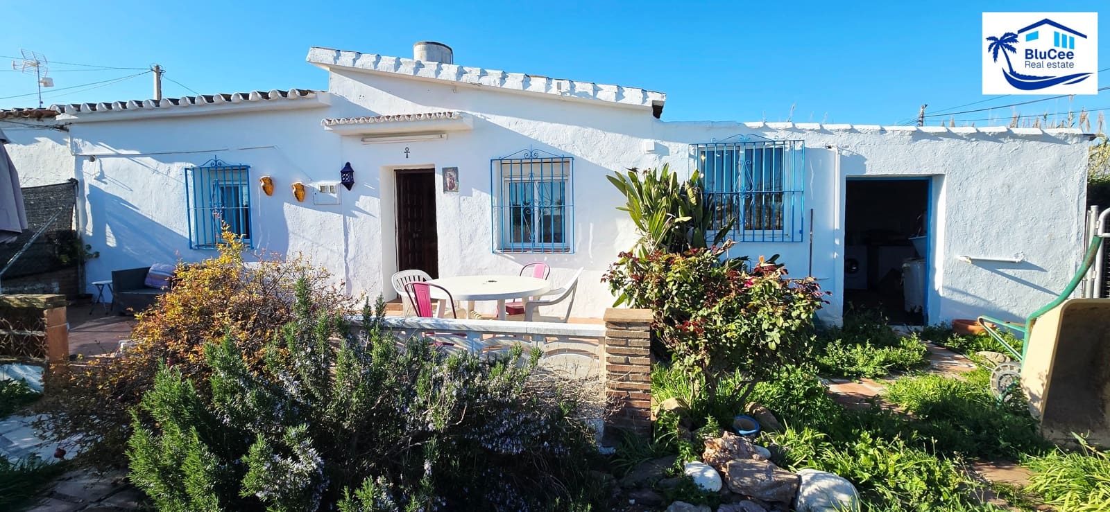 Finca/Casa Rural de 3 habitaciones en Almayate en venta con garaje - 255.000 € (Ref: 10124749)