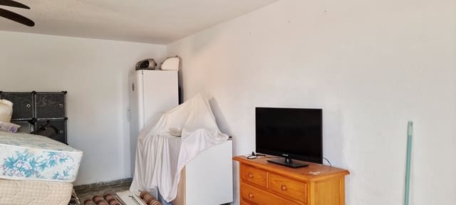 4 quarto Moradia para venda em Alcaucín com piscina garagem - 325 000 € (Ref: 10181666)
