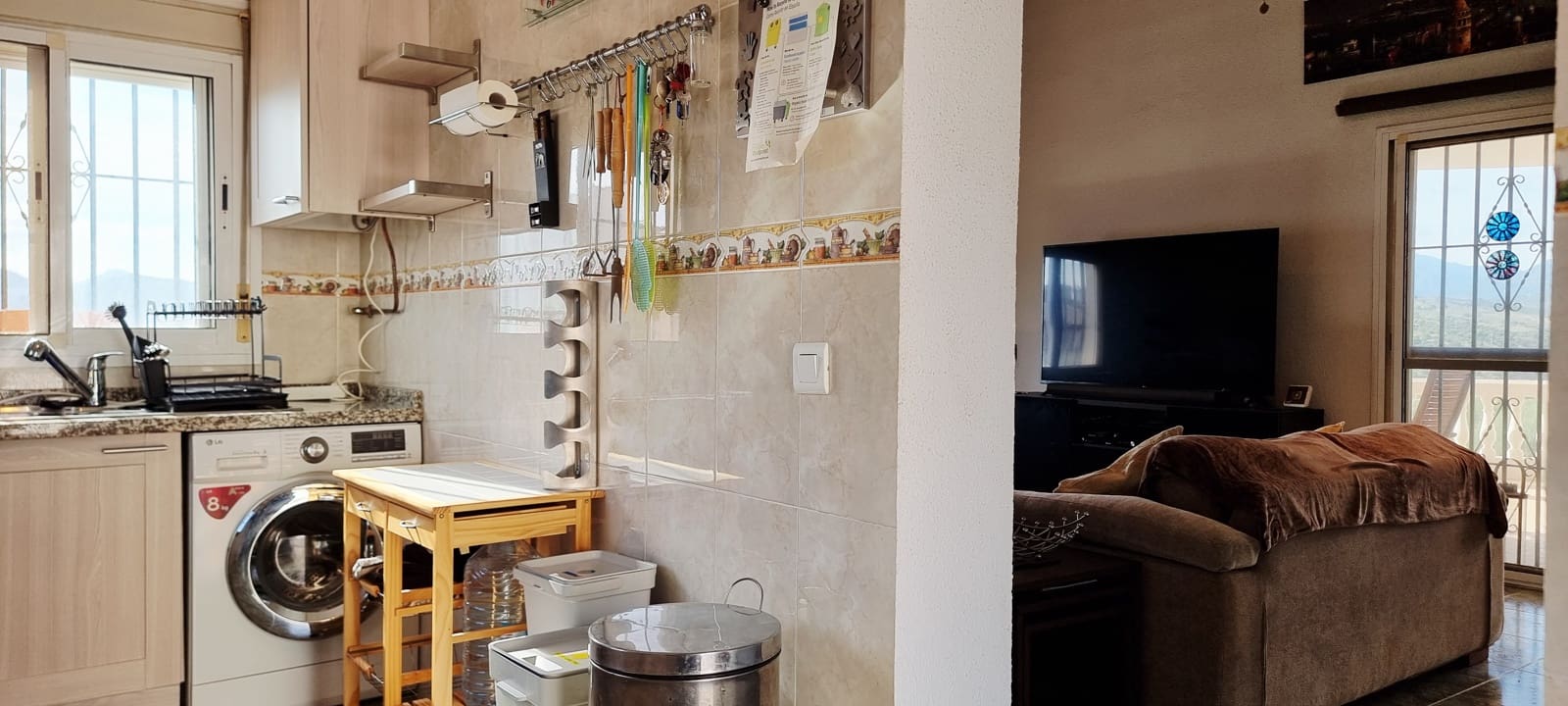 4 quarto Moradia para venda em Alcaucin com piscina garagem - 325 000 € (Ref: 10181666)