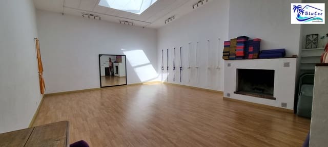 7 sypialnia Willa na sprzedaż w Torrox z basenem - 880 000 € (Ref: 7777699)