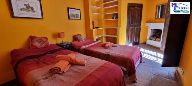 7 sypialnia Willa na sprzedaż w Torrox z basenem - 880 000 € (Ref: 7777699)