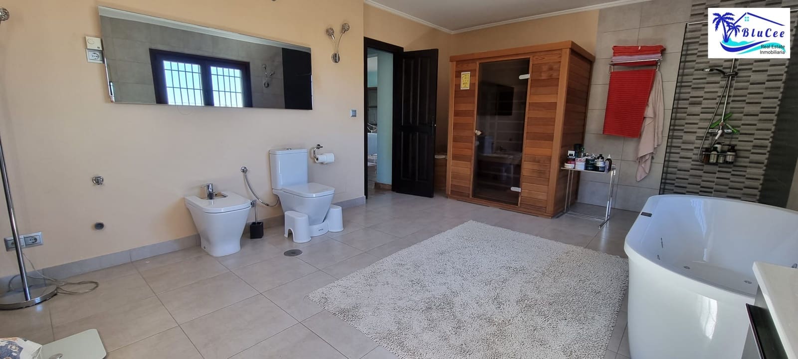 7 soveværelse Villa til salg i Torrox med swimmingpool - € 880.000 (Ref: 7777699)