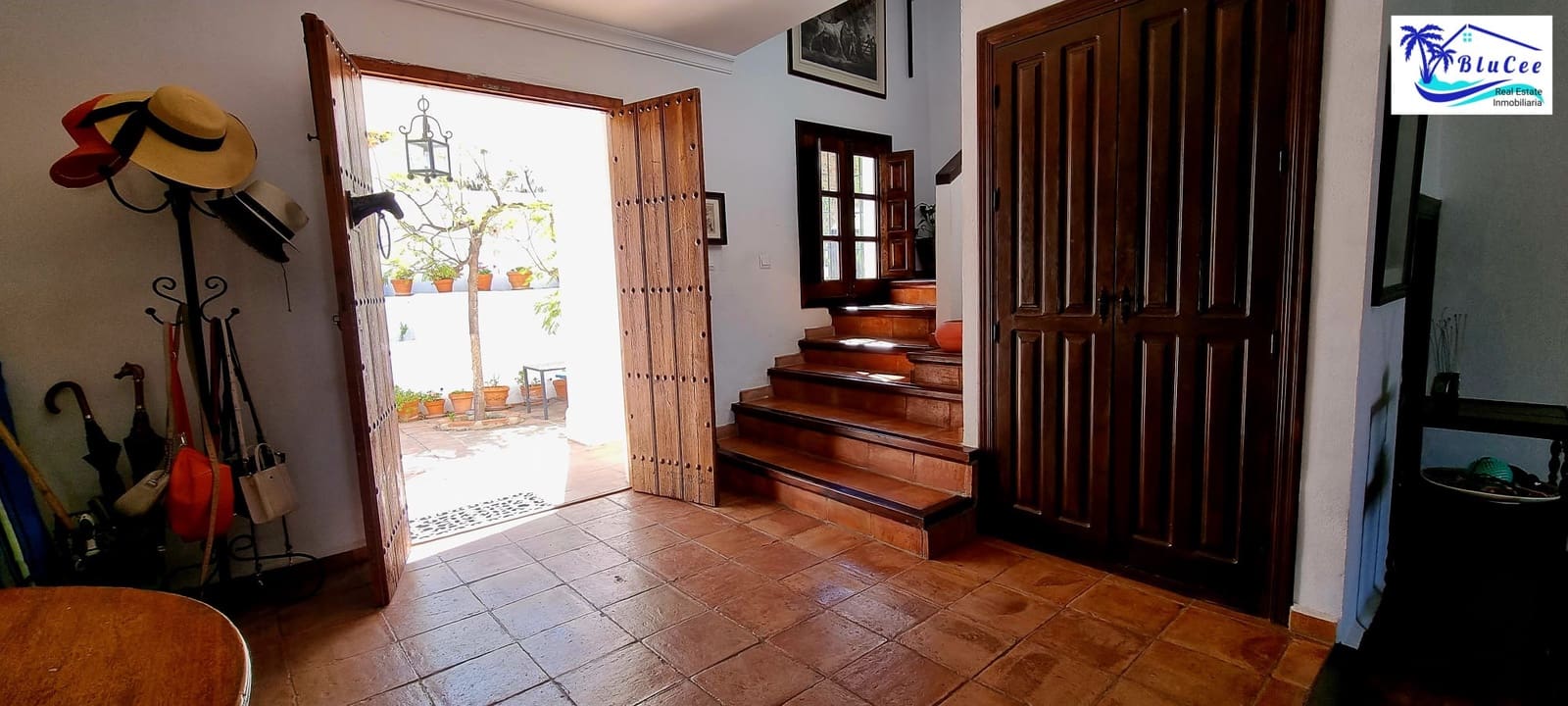 7 soveværelse Villa til salg i Torrox med swimmingpool - € 880.000 (Ref: 7777699)