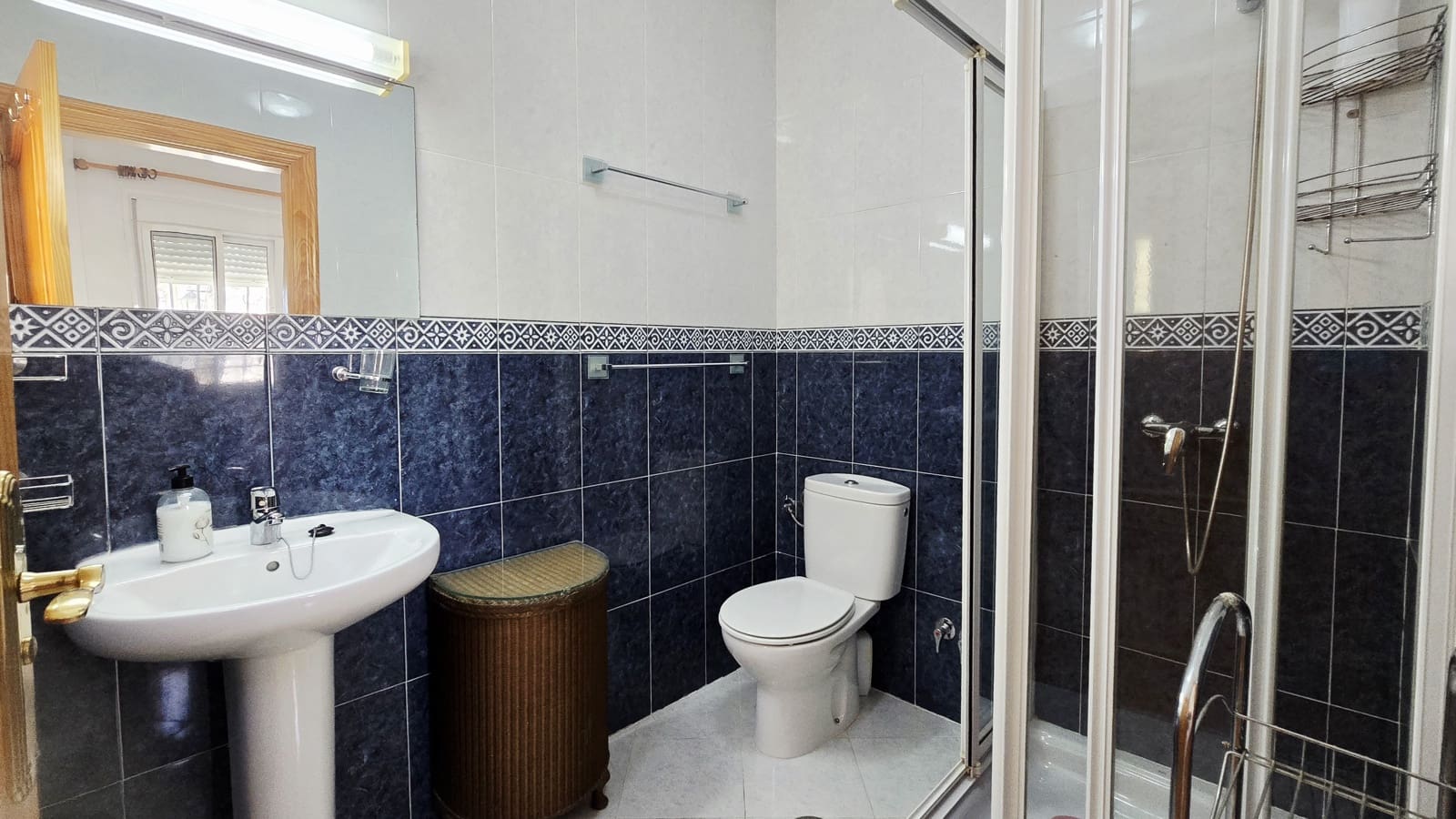 5 sypialnia Willa na sprzedaż w Canillas de Aceituno z garażem - 345 000 € (Ref: 8343649)