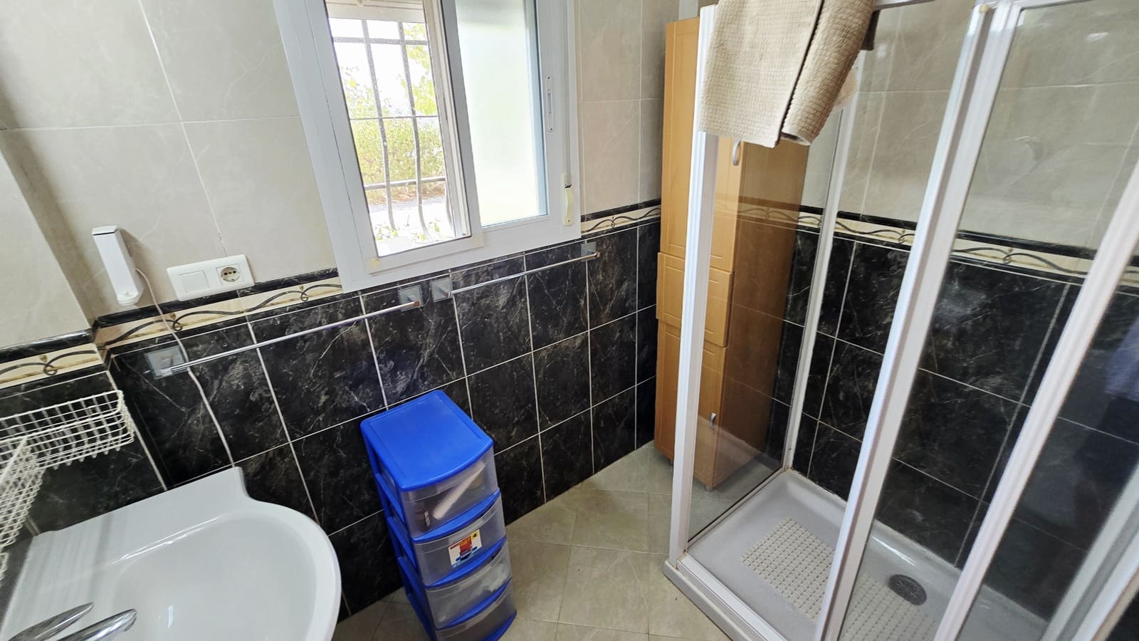 5 sypialnia Willa na sprzedaż w Canillas de Aceituno z garażem - 345 000 € (Ref: 8343649)