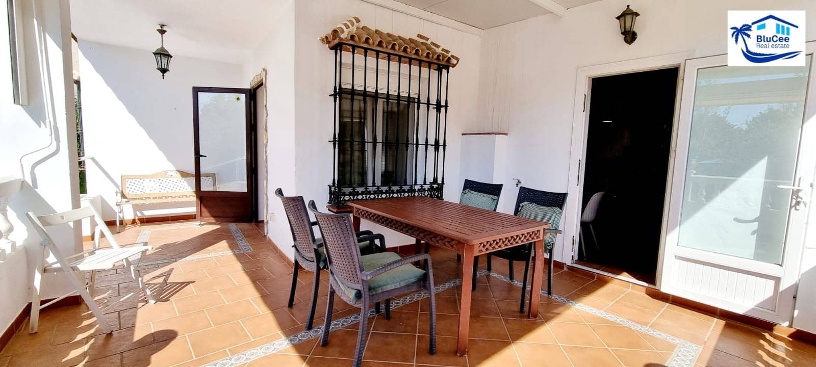 2 soveværelse Villa til salg i Alfarnatejo med swimmingpool garage - € 275.000 (Ref: 8481447)