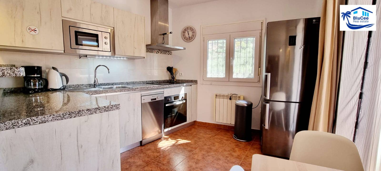 2 soveværelse Villa til salg i Alfarnatejo med swimmingpool garage - € 275.000 (Ref: 8481447)