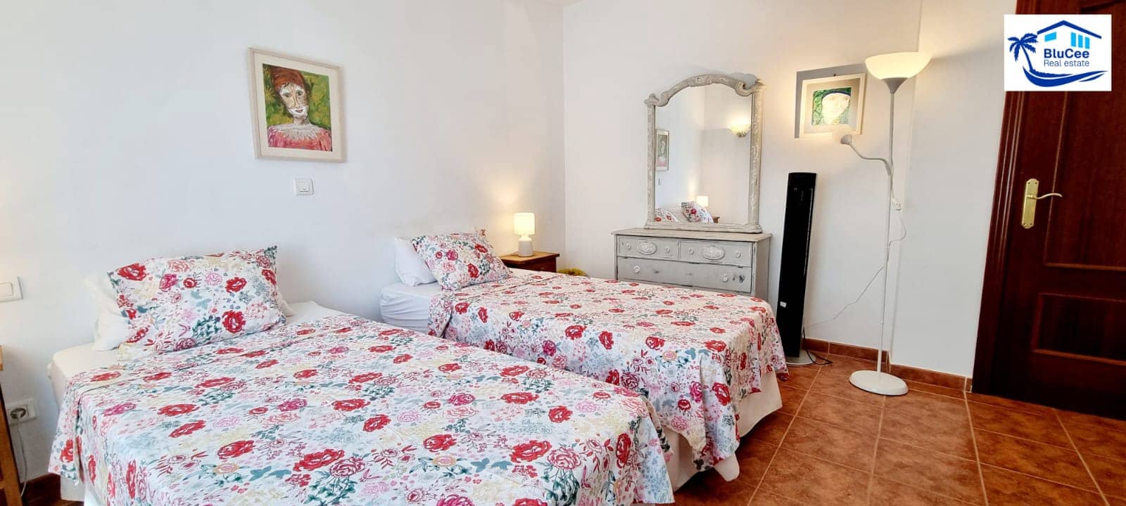 2 soveværelse Villa til salg i Alfarnatejo med swimmingpool garage - € 275.000 (Ref: 8481447)