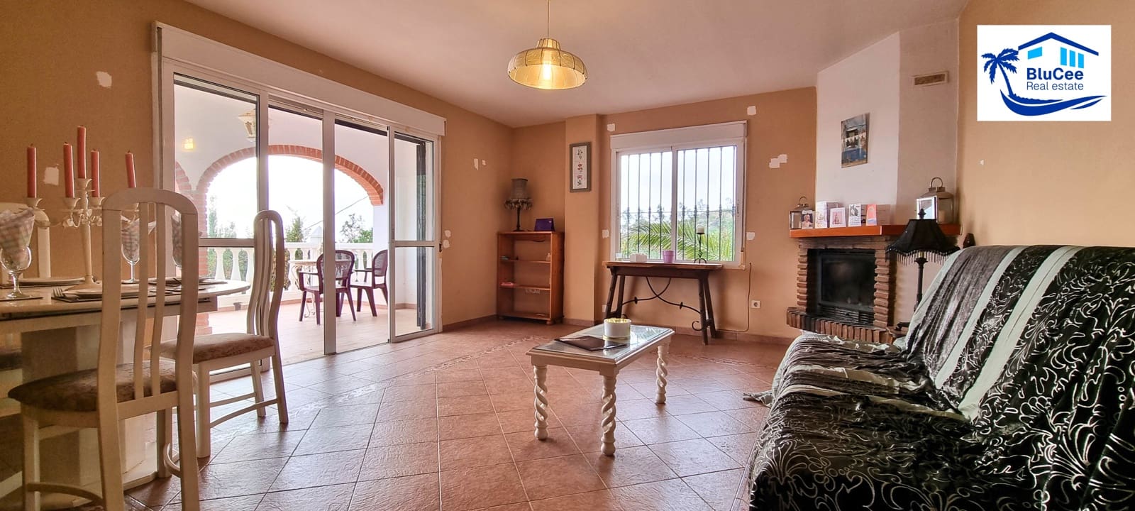 5 chambre Villa/Maison à vendre à Almayate avec piscine - 360 000 € (Ref: 8633544)