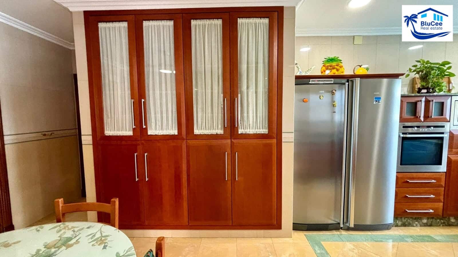 5 soveværelse Villa til salg i Torre del Mar med swimmingpool garage - € 875.000 (Ref: 8671247)