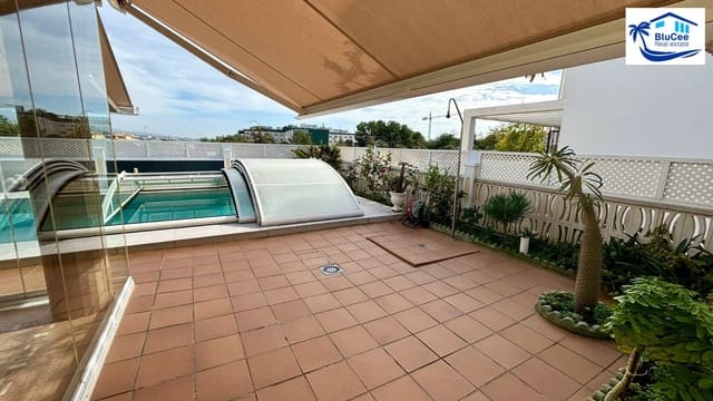 5 soveværelse Villa til salg i Torre del Mar, Vélez-Málaga med swimmingpool garage - € 875.000 (Ref: 8671247)