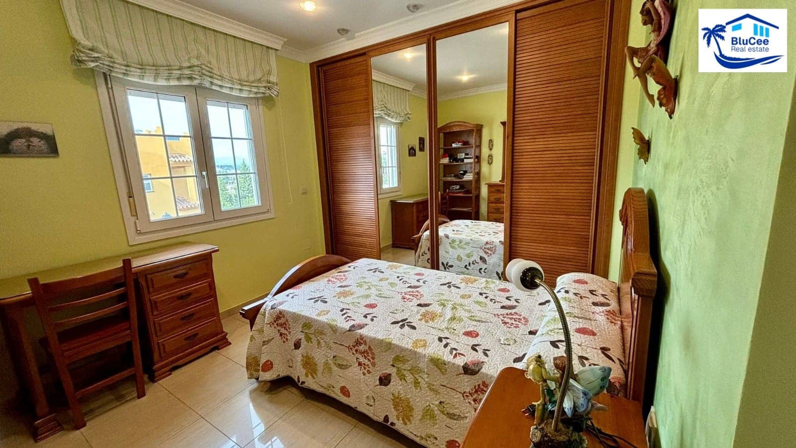 5 soveværelse Villa til salg i Torre del Mar med swimmingpool garage - € 875.000 (Ref: 8671247)