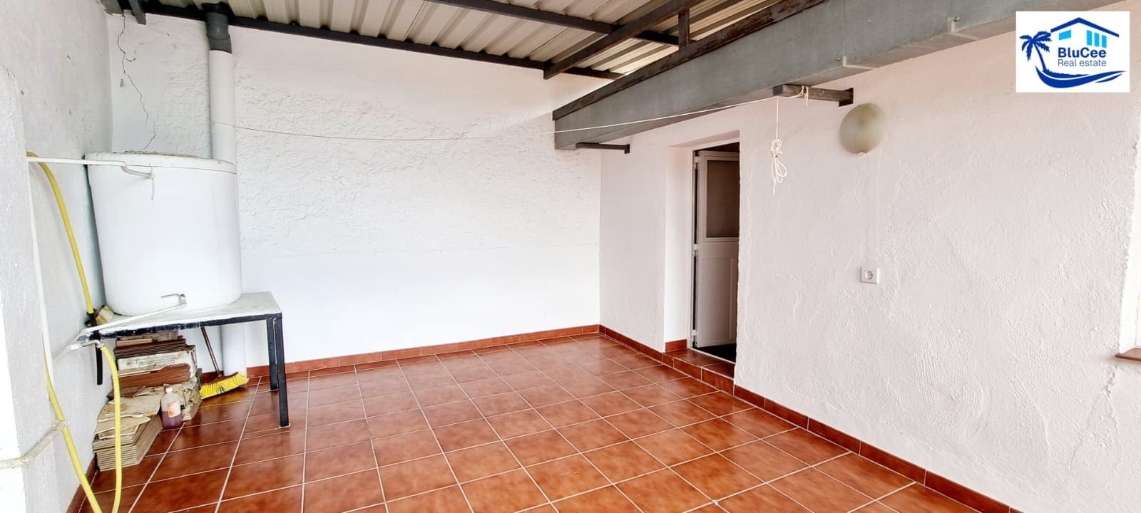 4 slaapkamer Huis te koop in Periana met garage - € 105.000 (Ref: 8710450)