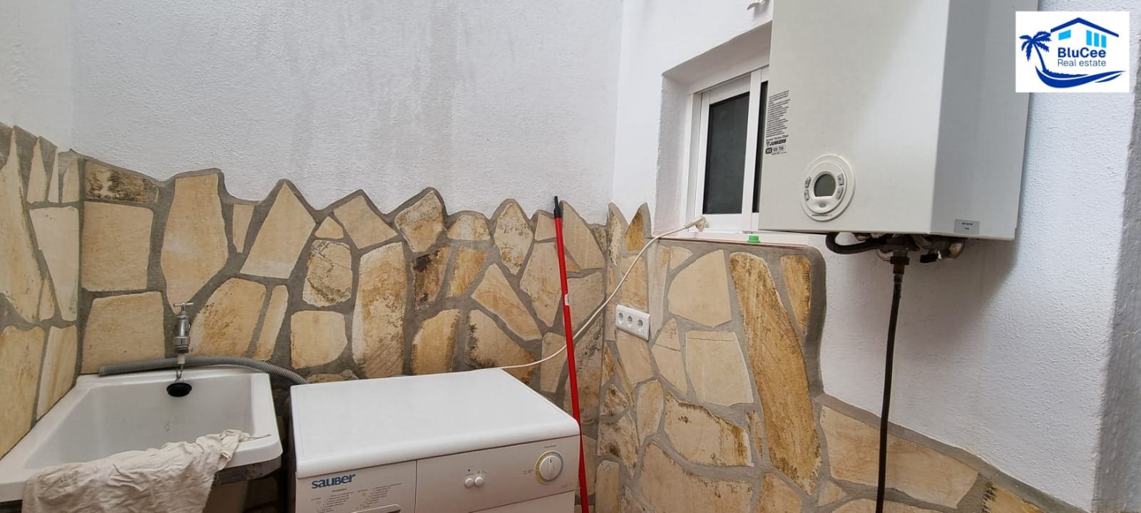 4 slaapkamer Huis te koop in Periana met garage - € 105.000 (Ref: 8710450)