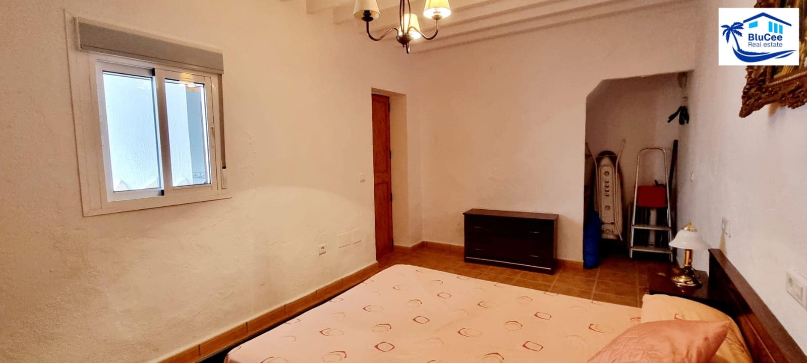 4 slaapkamer Huis te koop in Periana met garage - € 105.000 (Ref: 8710450)