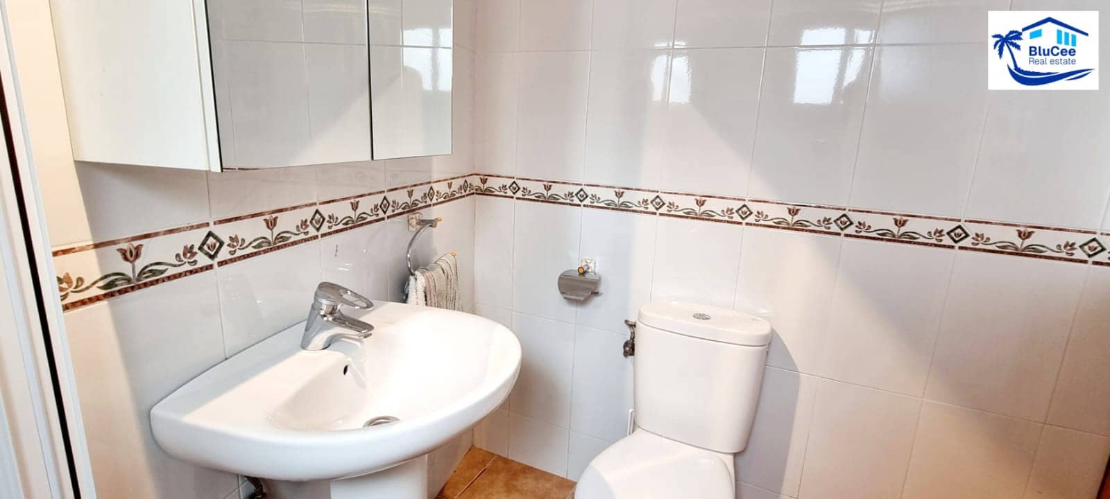 4 slaapkamer Huis te koop in Periana met garage - € 105.000 (Ref: 8710450)