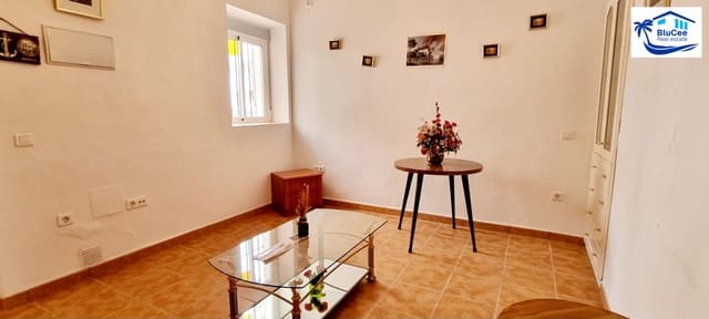 4 slaapkamer Huis te koop in Periana met garage - € 105.000 (Ref: 8710450)