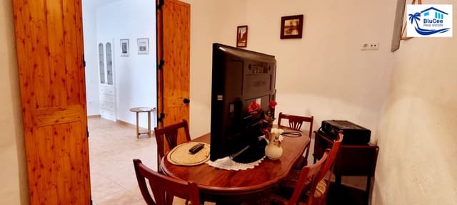 4 slaapkamer Huis te koop in Periana met garage - € 105.000 (Ref: 8710450)