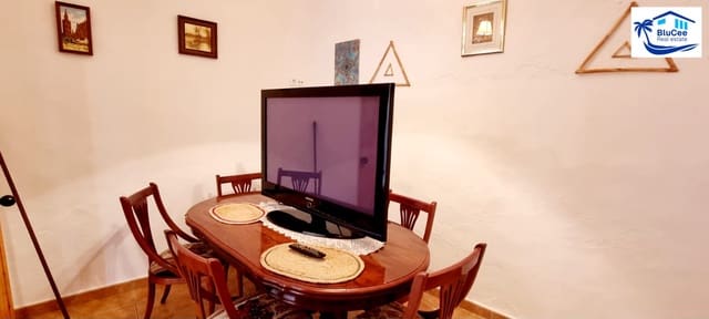 4 slaapkamer Huis te koop in Periana met garage - € 105.000 (Ref: 8710450)