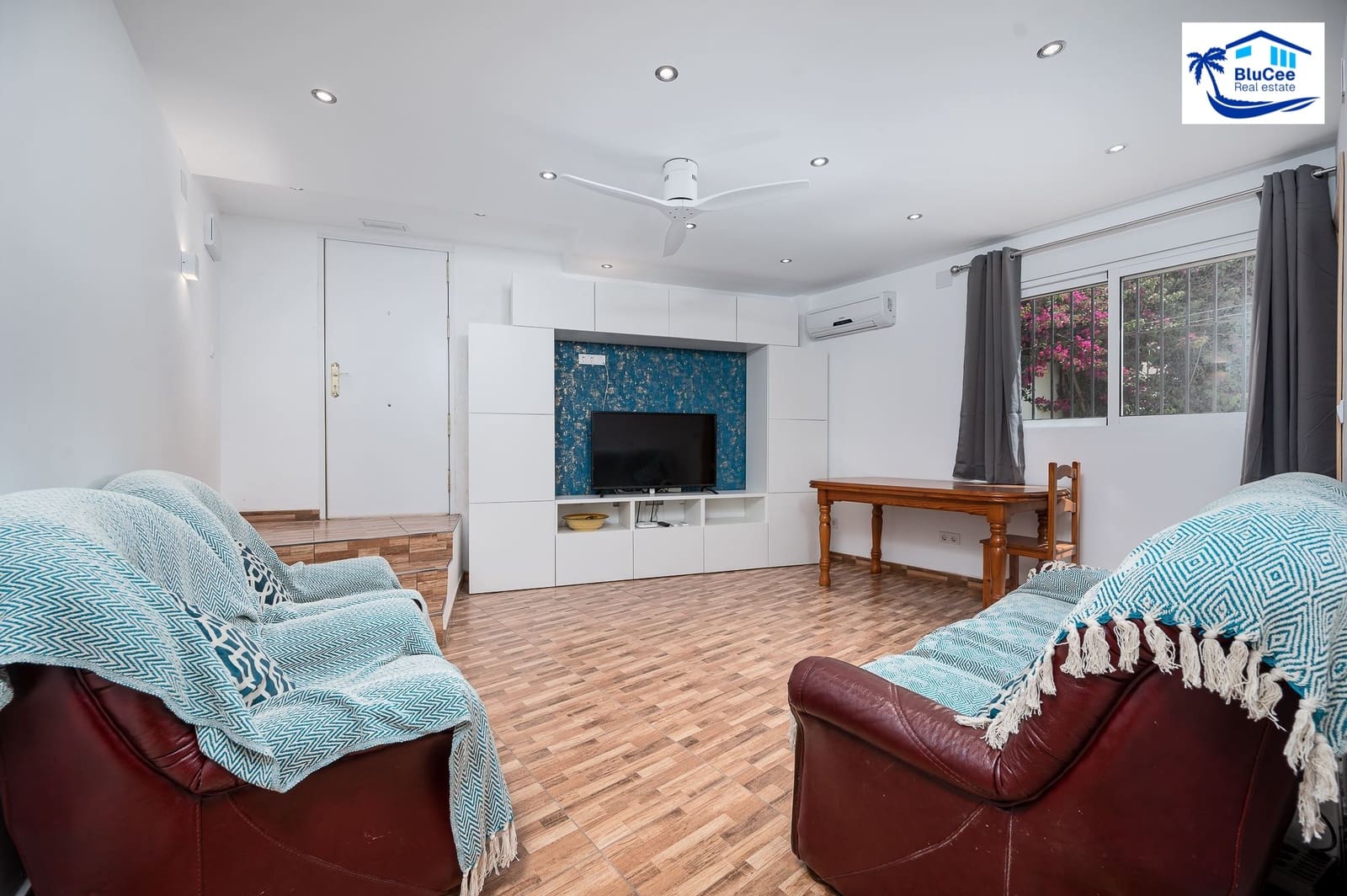 10 sypialnia Pensjonat na sprzedaż w Nerja z basenem garażem - 795 000 € (Ref: 8734710)