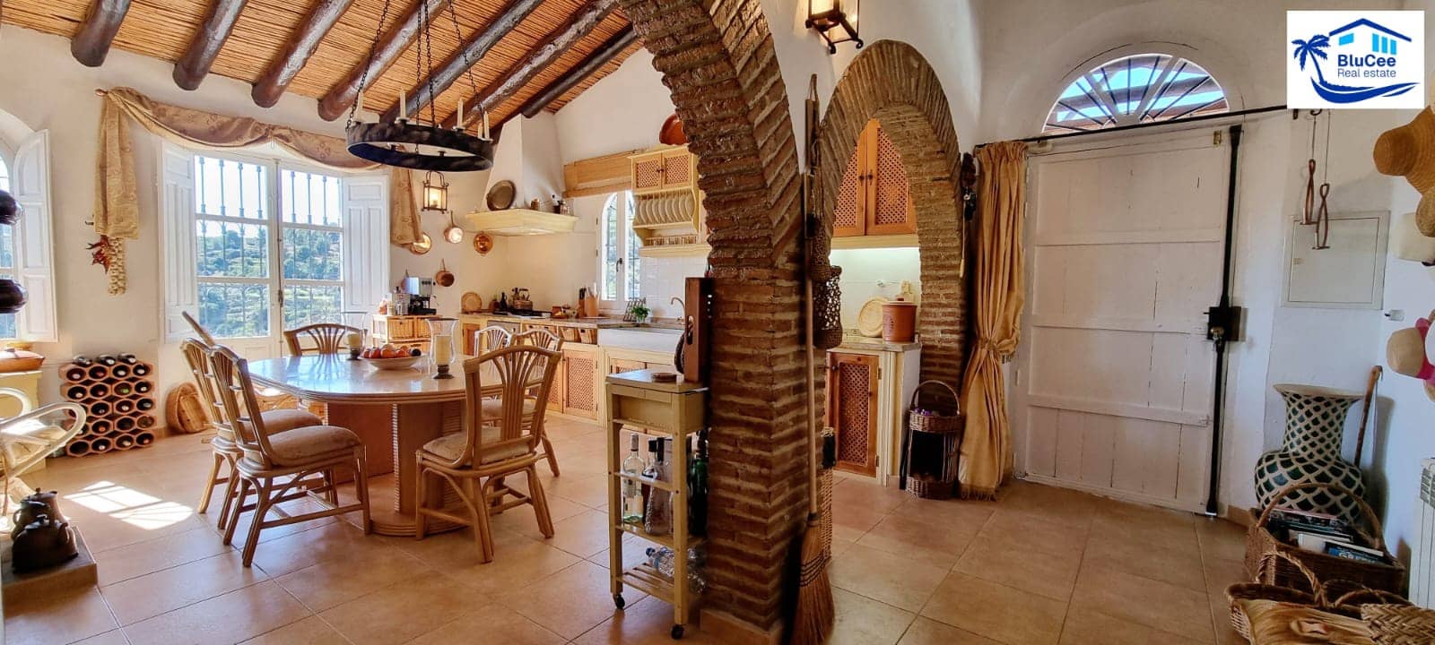 3 soveværelse Villa til salg i Gualchos med swimmingpool - € 535.000 (Ref: 8845787)