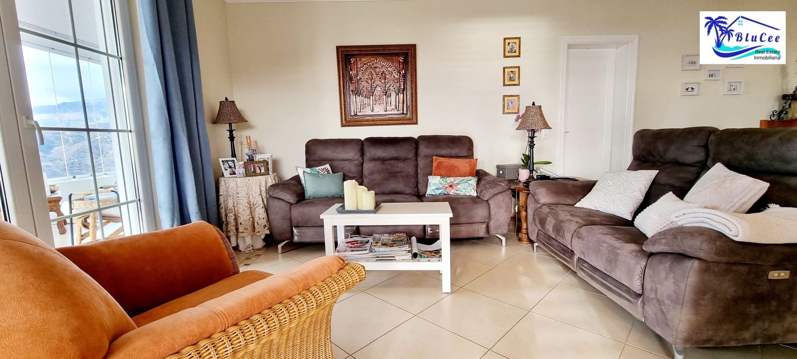 6 soveværelse Finca/Landehus til salg i Sayalonga med swimmingpool garage - € 890.000 (Ref: 8878836)