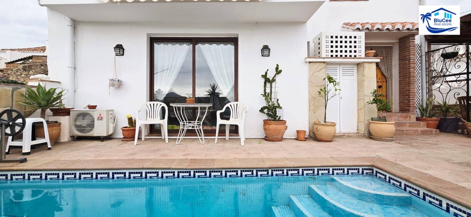 4 soveværelse Villa til salg i Periana med swimmingpool - € 285.000 (Ref: 8880549)