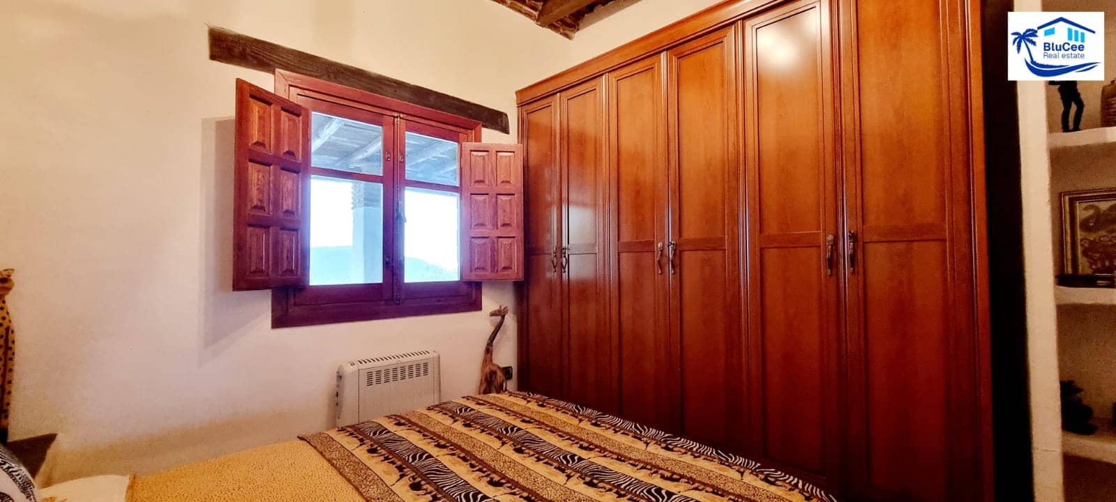 3 soveværelse Finca/Landehus til salg i Alcaucin med swimmingpool garage - € 495.000 (Ref: 8904040)