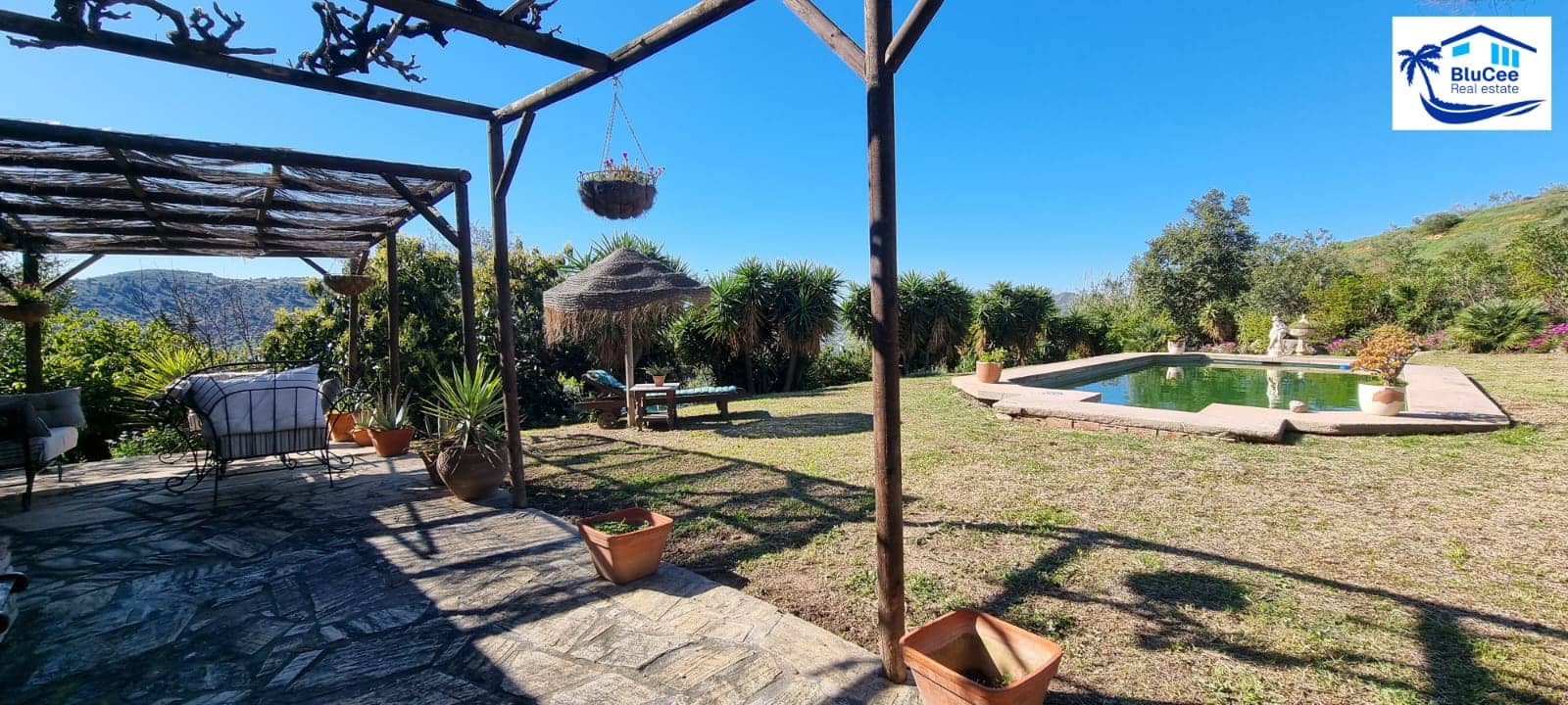 3 soveværelse Finca/Landehus til salg i Alcaucin med swimmingpool garage - € 495.000 (Ref: 8904040)