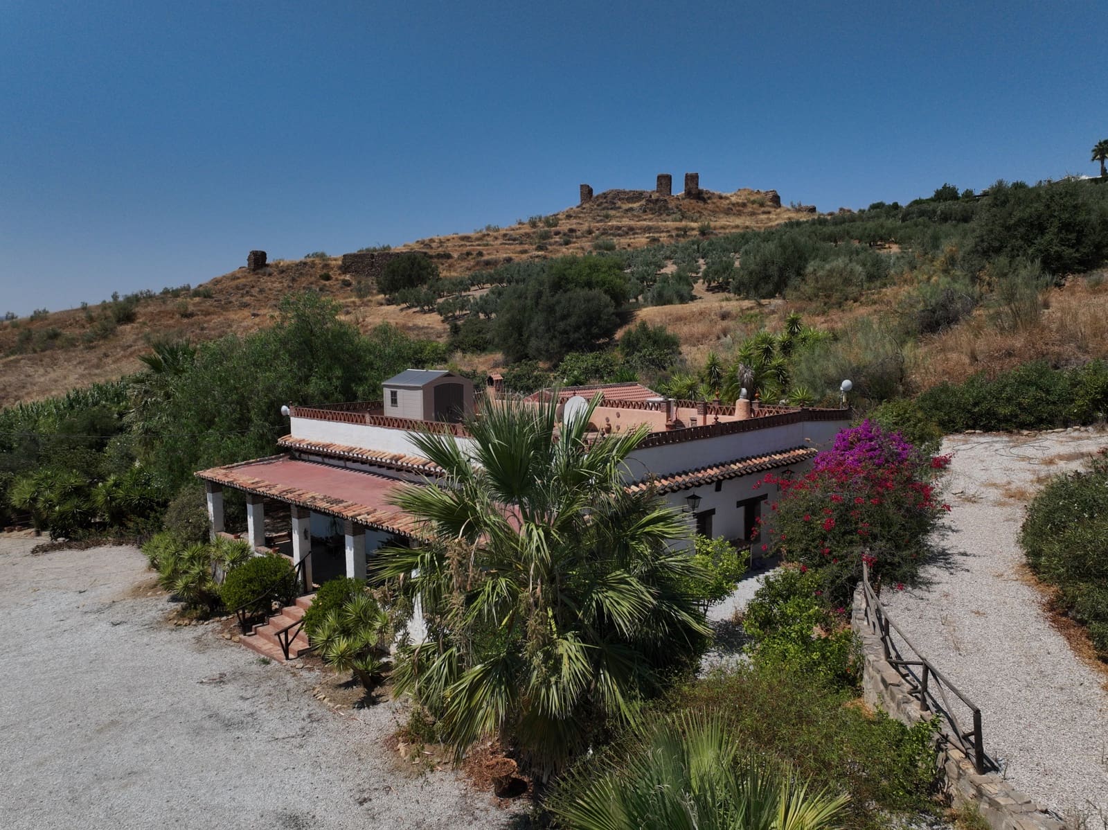 3 soveværelse Finca/Landehus til salg i Alcaucin med swimmingpool garage - € 495.000 (Ref: 8904040)