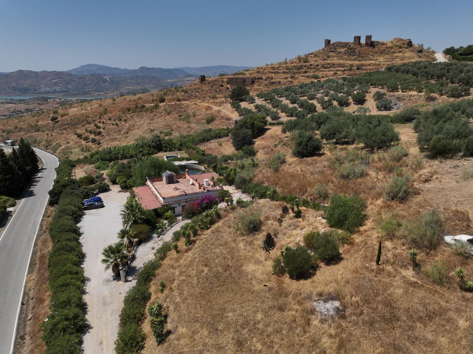 3 soveværelse Finca/Landehus til salg i Alcaucin med swimmingpool garage - € 495.000 (Ref: 8904040)