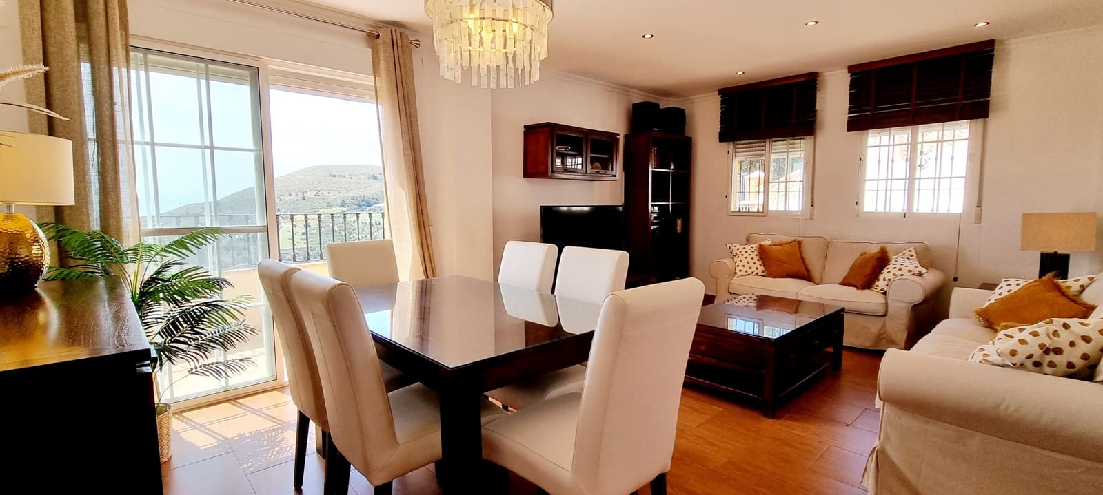 5 soveværelse Villa til salg i Gualchos med swimmingpool garage - € 355.000 (Ref: 8960548)