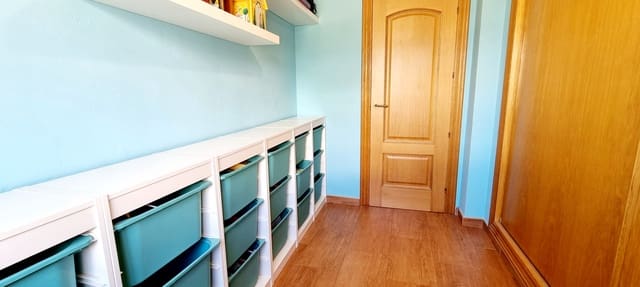 5 bedroom Villa for sale in Gualchos with pool garage - € 355,000 (Ref: 8960548)