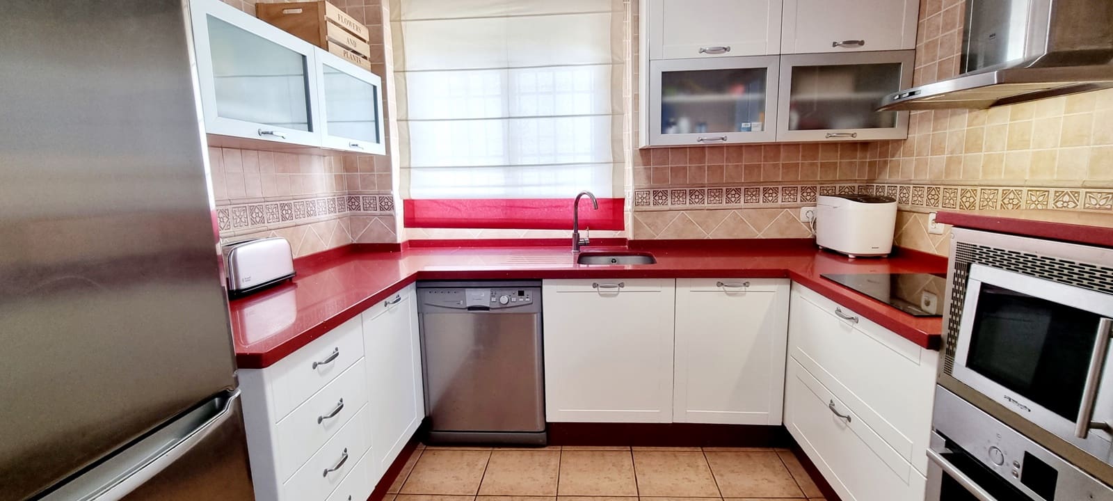 5 soveværelse Villa til salg i Gualchos med swimmingpool garage - € 355.000 (Ref: 8960548)