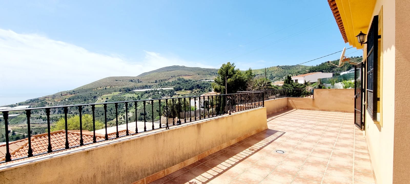 5 soveværelse Villa til salg i Gualchos med swimmingpool garage - € 355.000 (Ref: 8960548)