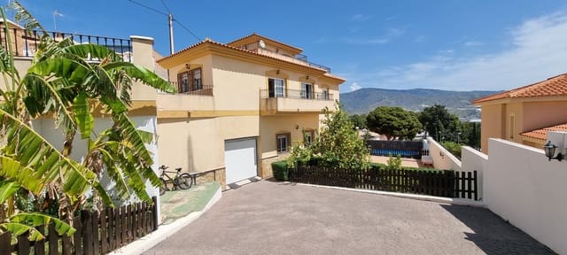 5 bedroom Villa for sale in Gualchos with pool garage - € 355,000 (Ref: 8960548)