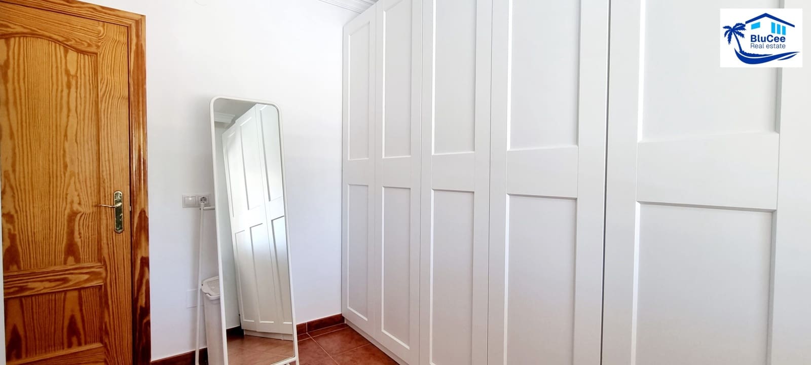 3 soveværelse Villa til salg i Venta Baja med swimmingpool garage - € 397.500 (Ref: 9000136)