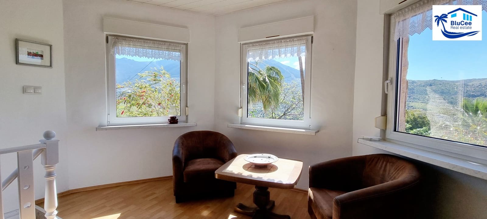 3 soveværelse Villa til salg i Venta Baja med swimmingpool garage - € 397.500 (Ref: 9000136)