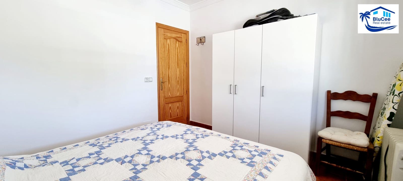 3 soveværelse Villa til salg i Venta Baja med swimmingpool garage - € 397.500 (Ref: 9000136)