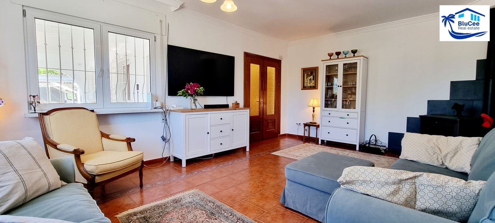 3 soveværelse Villa til salg i Venta Baja med swimmingpool garage - € 397.500 (Ref: 9000136)