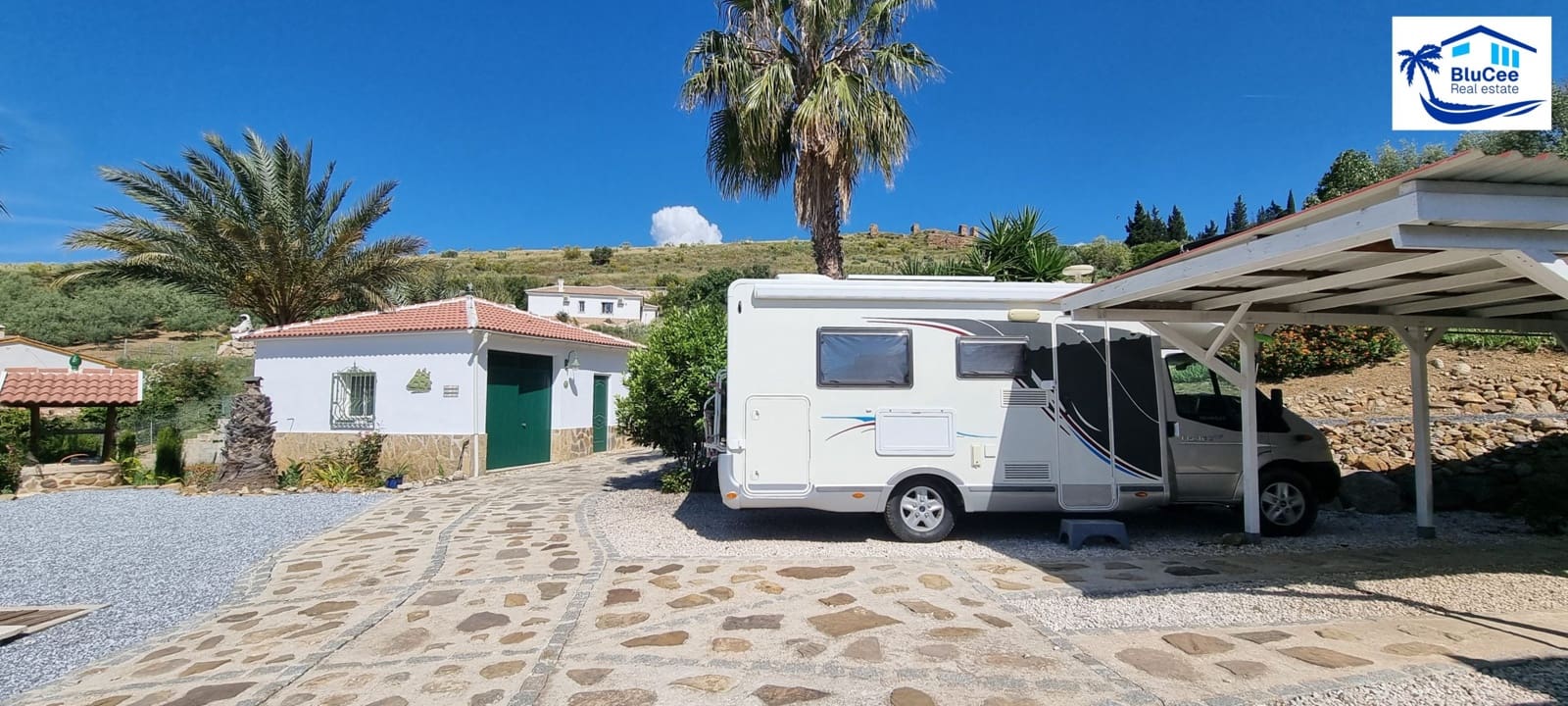 3 soveværelse Villa til salg i Venta Baja med swimmingpool garage - € 397.500 (Ref: 9000136)