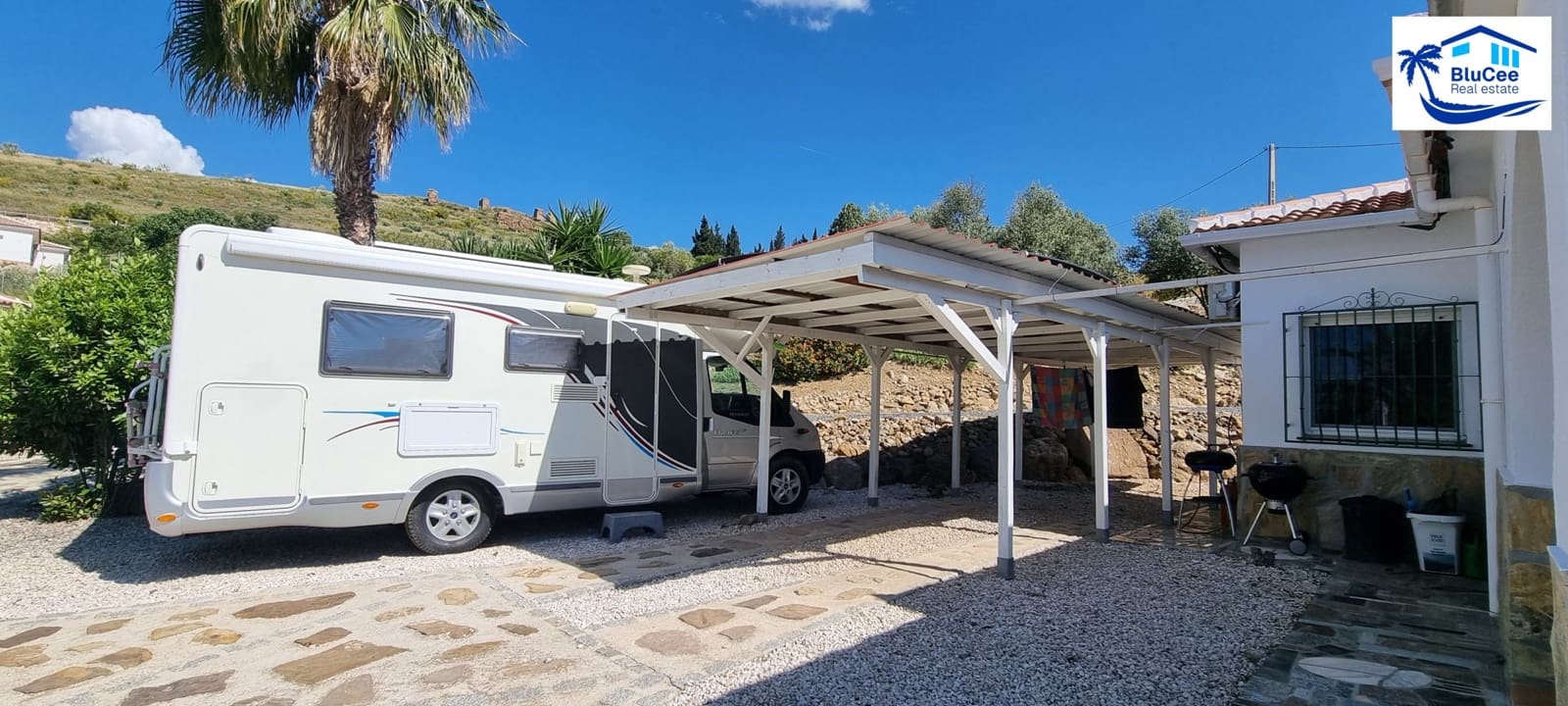 3 soveværelse Villa til salg i Venta Baja med swimmingpool garage - € 397.500 (Ref: 9000136)