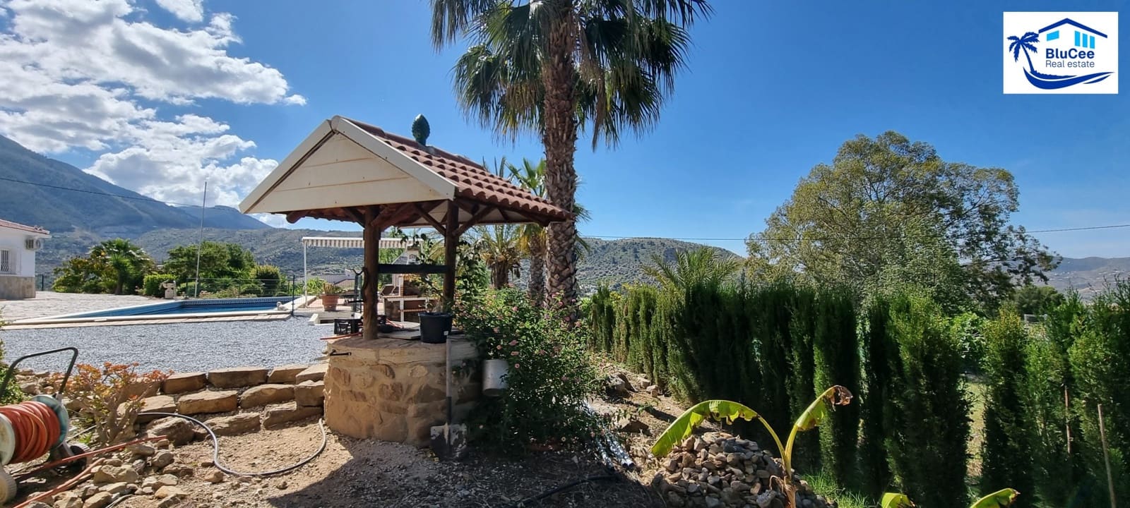 3 soveværelse Villa til salg i Venta Baja med swimmingpool garage - € 397.500 (Ref: 9000136)